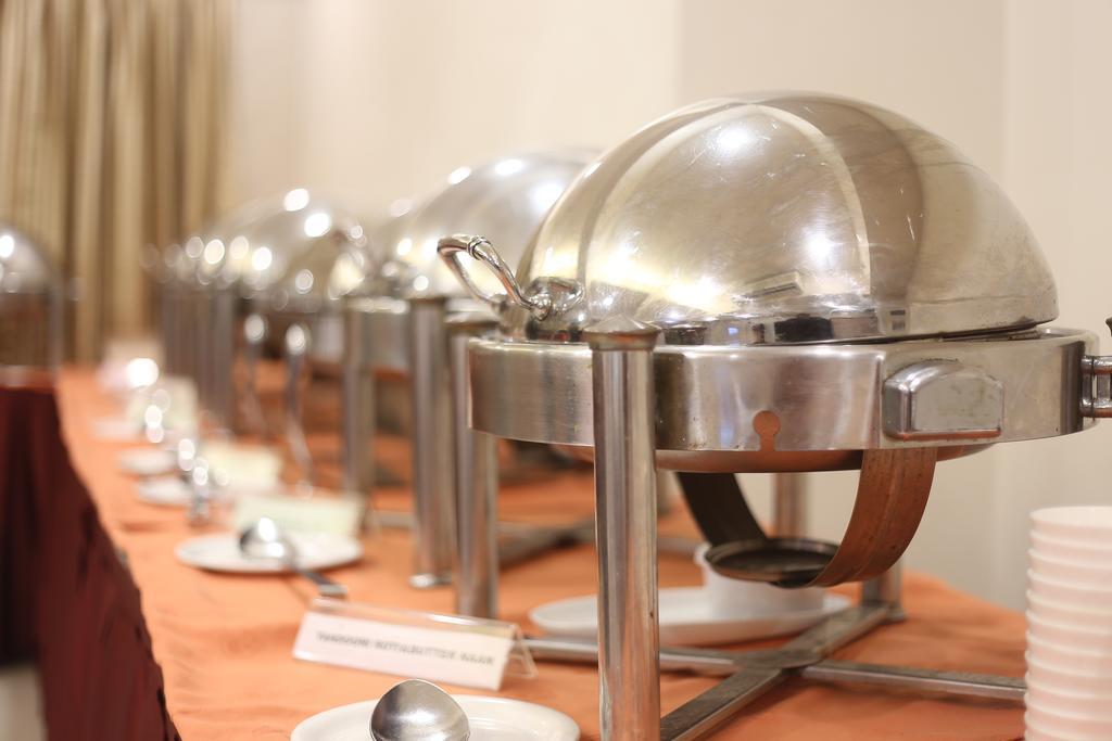 Hotel Silver Inn Mumbai Ngoại thất bức ảnh