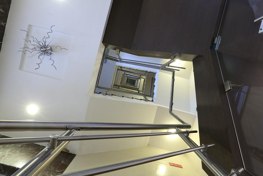 Hotel Silver Inn Mumbai Ngoại thất bức ảnh