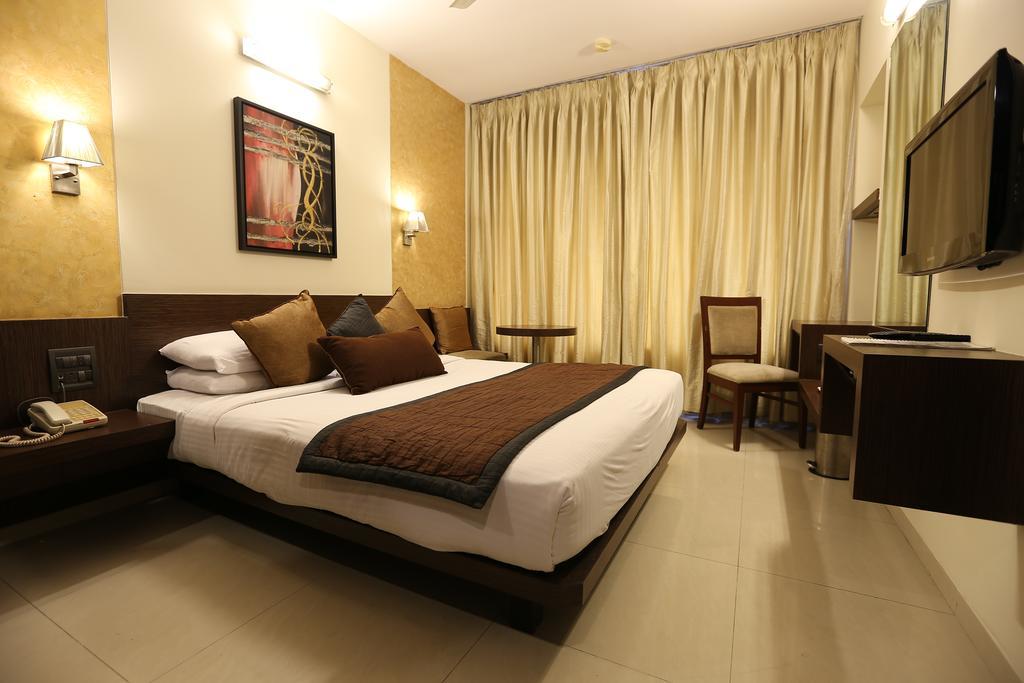 Hotel Silver Inn Mumbai Ngoại thất bức ảnh