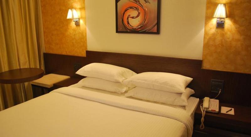 Hotel Silver Inn Mumbai Ngoại thất bức ảnh