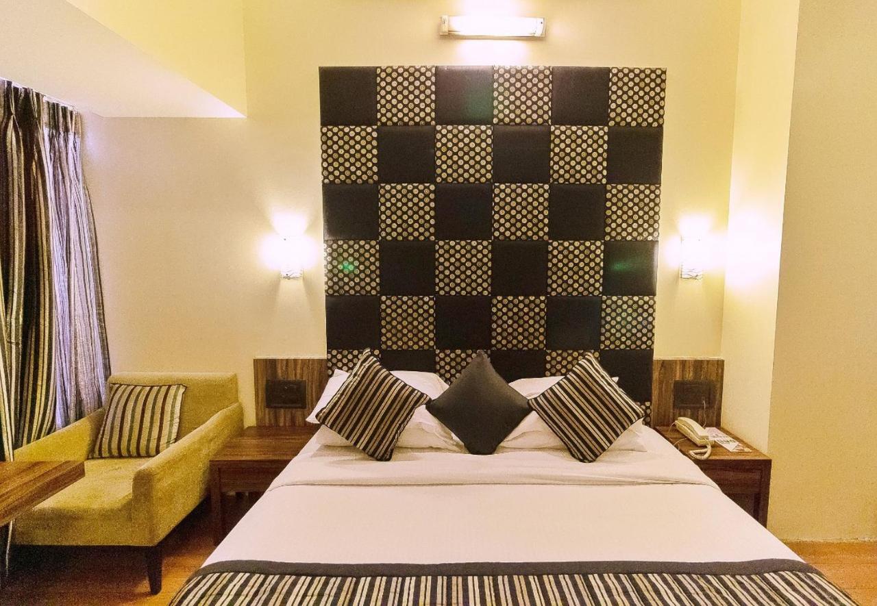 Hotel Silver Inn Mumbai Ngoại thất bức ảnh