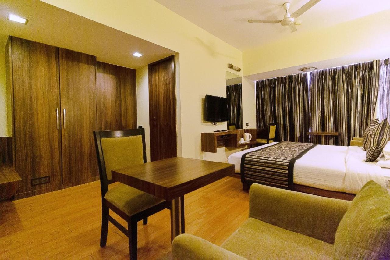 Hotel Silver Inn Mumbai Ngoại thất bức ảnh